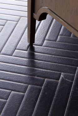 Pillow Edge Tile 2 X 12 (Nero Panthera)