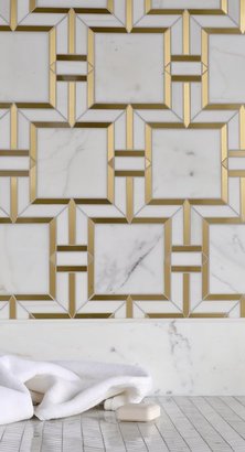 Bryant Square Petite Signature